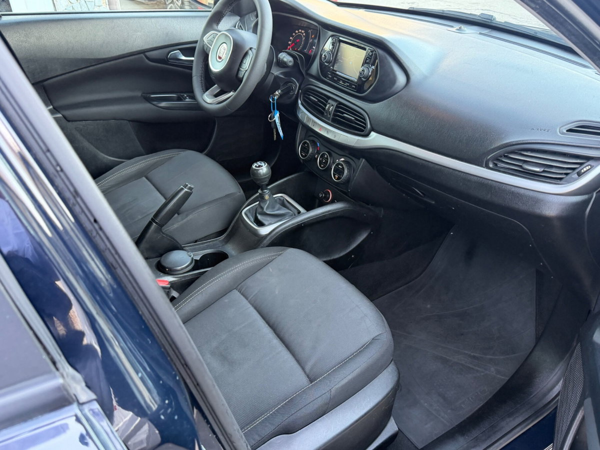 Fiat Tipo Station Wagon Tipo 1.6 Mjt S&S DCT SW Lounge (7)