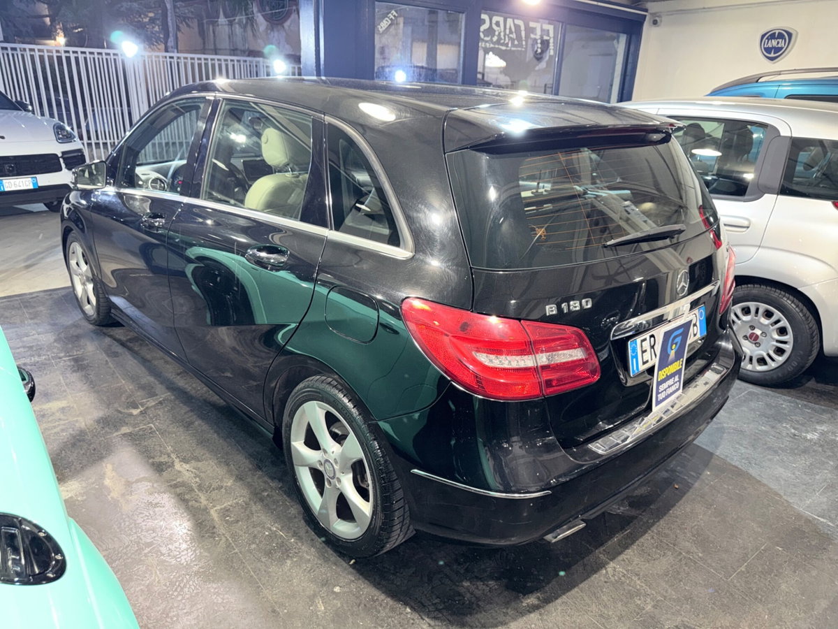 Mercedes-Benz Classe B 180 CDI Automatic Premium (7)