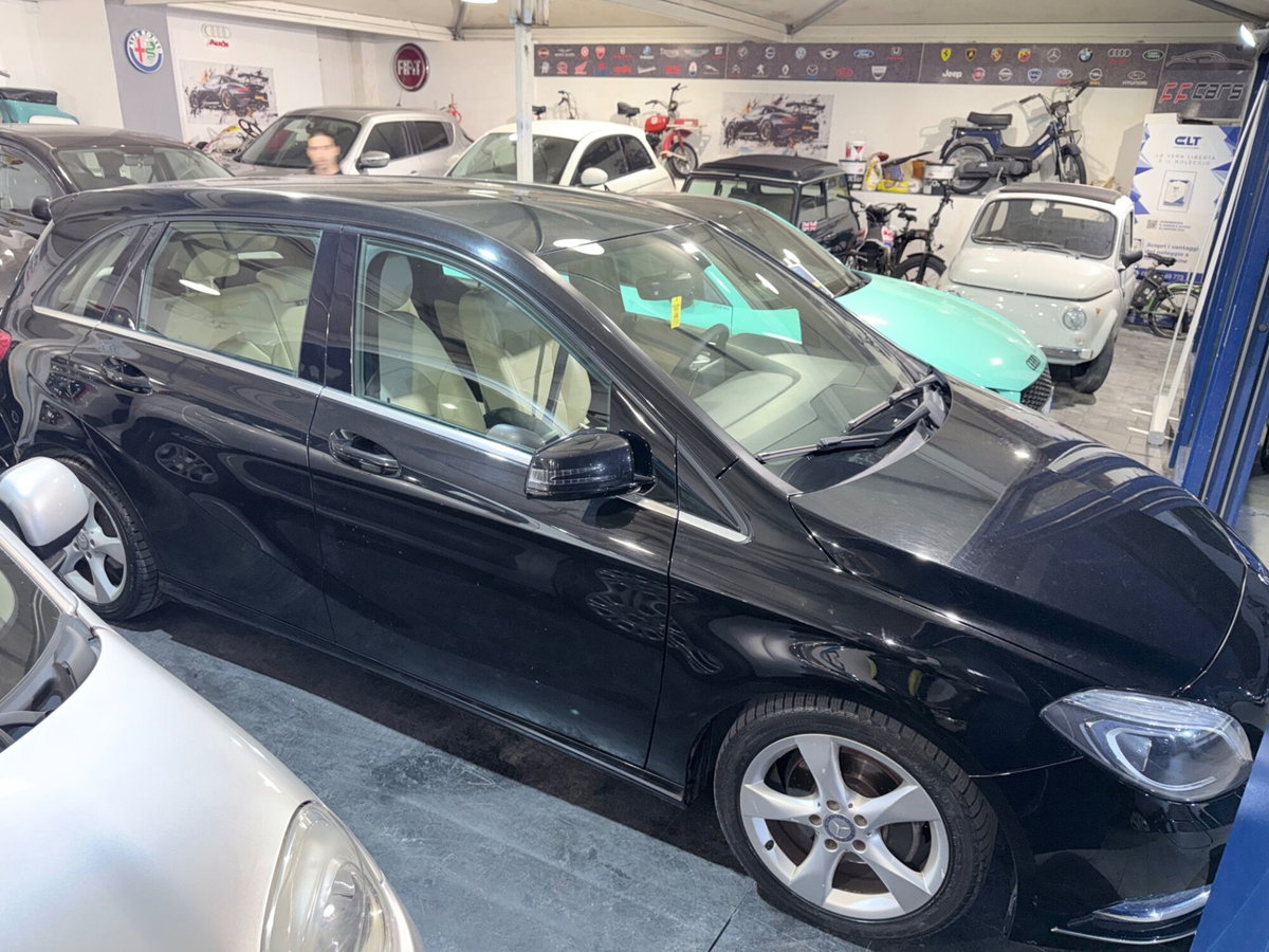Mercedes-Benz Classe B 180 CDI Automatic Premium (9)