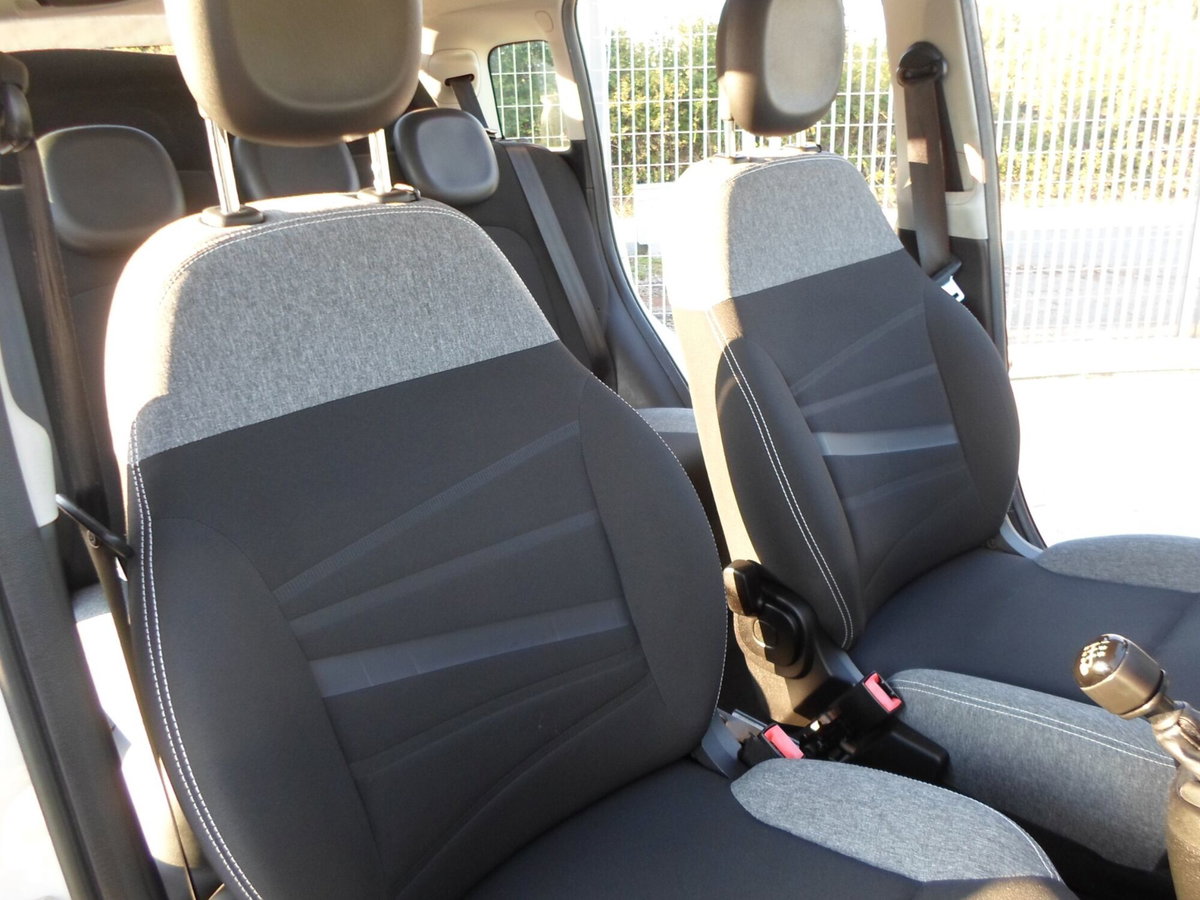 Fiat Panda Cross Cross 1.0 FireFly S&S Hybrid (14)