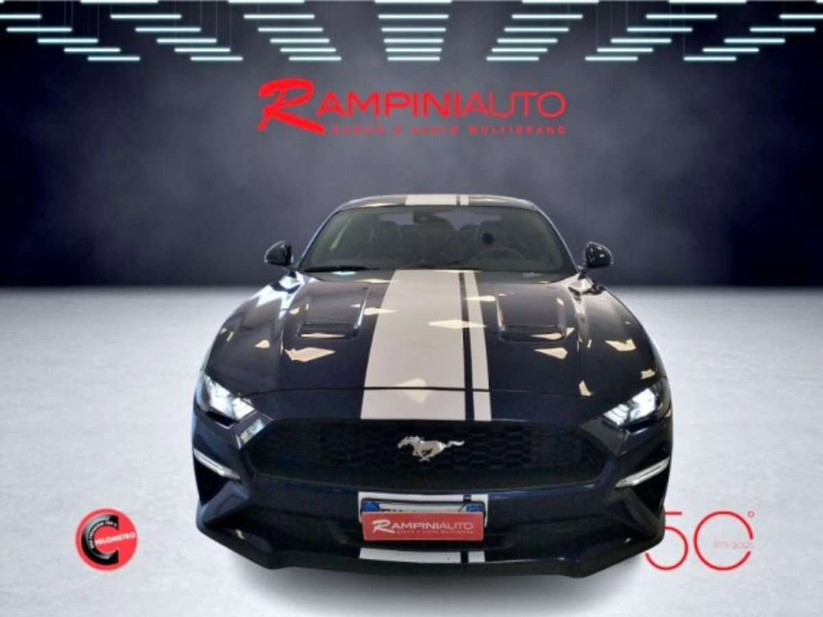 Ford Mustang Coupé Fastback 2.3 EcoBoost (3)