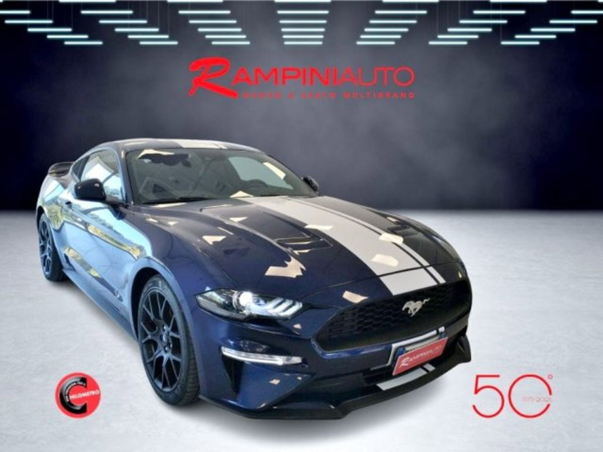 Ford Mustang Coupé Fastback 2.3 EcoBoost (4)