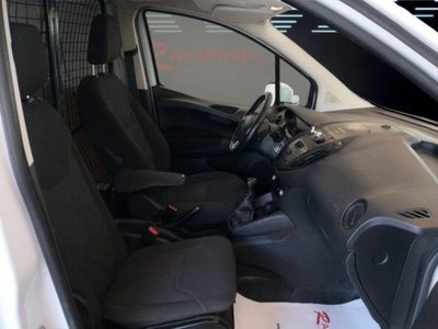 Ford Transit Courier 1.5 TDCi 75CV  Entry (14)