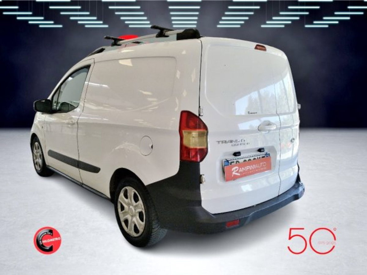 Ford Transit Courier 1.5 TDCi 75CV  Entry (8)