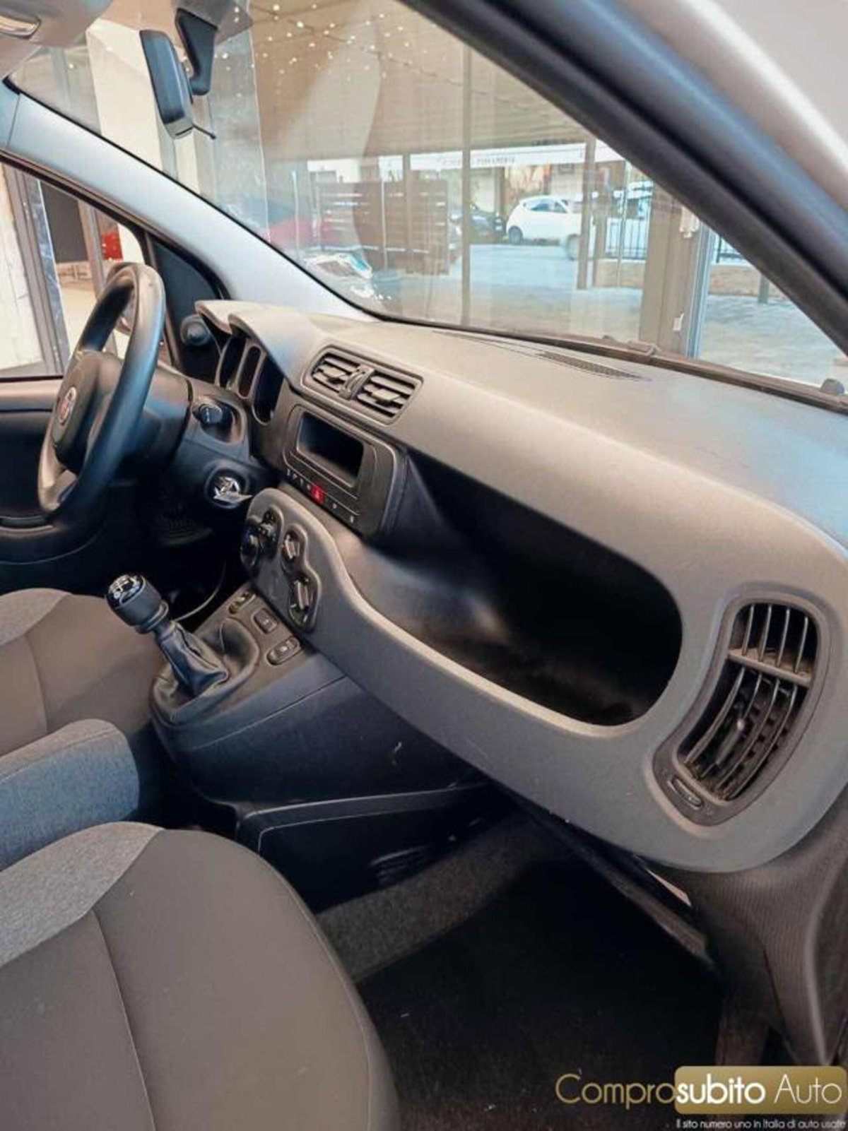 Fiat Panda 1.0 firefly hybrid s&s 70cv 5p.ti (14)