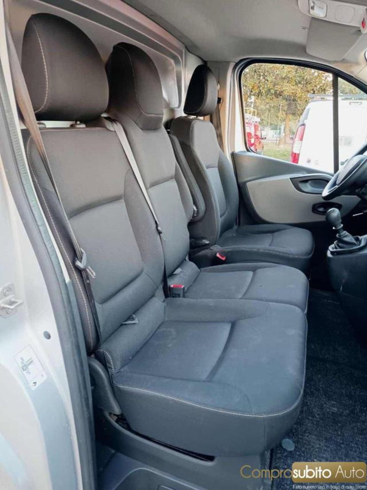 Renault Trafic Furgone T27 1.6 dCi 120CV PC-TN-DC Furgone (11)