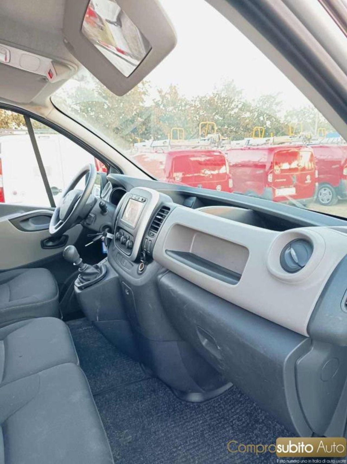 Renault Trafic Furgone T27 1.6 dCi 120CV PC-TN-DC Furgone (12)