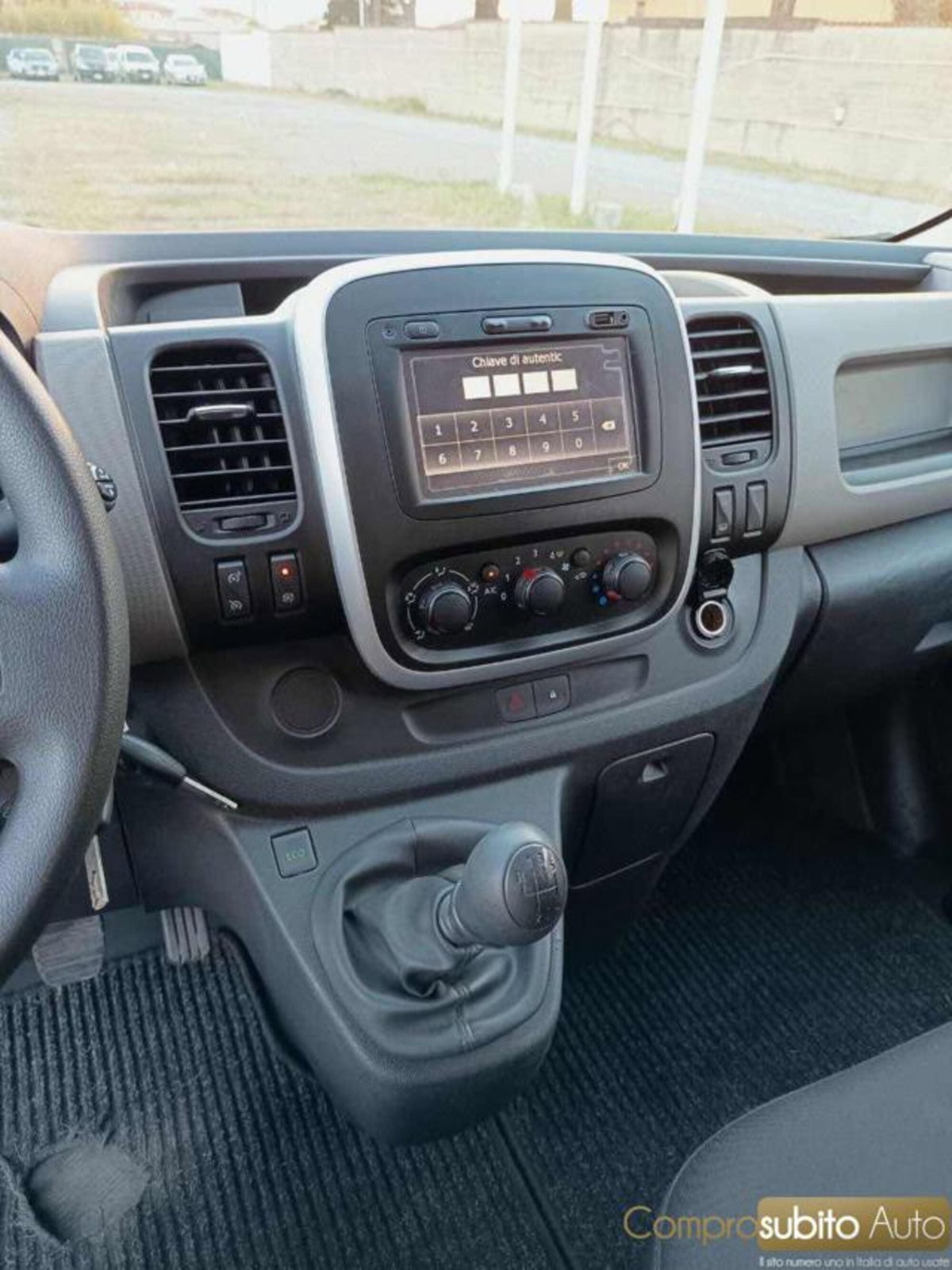 Renault Trafic Furgone T27 1.6 dCi 120CV PC-TN-DC Furgone (18)