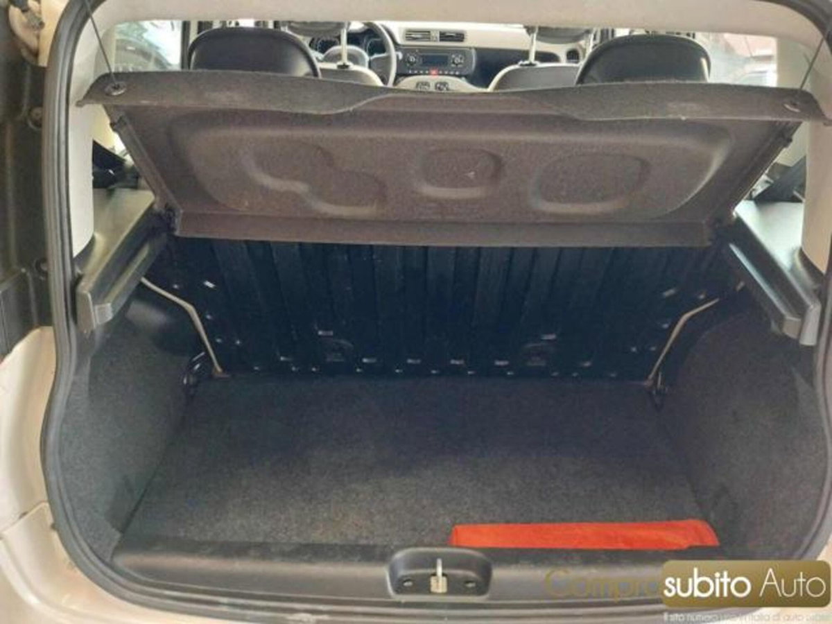 Fiat Panda 0.9 TwinAir Turbo Natural Power Lounge (20)