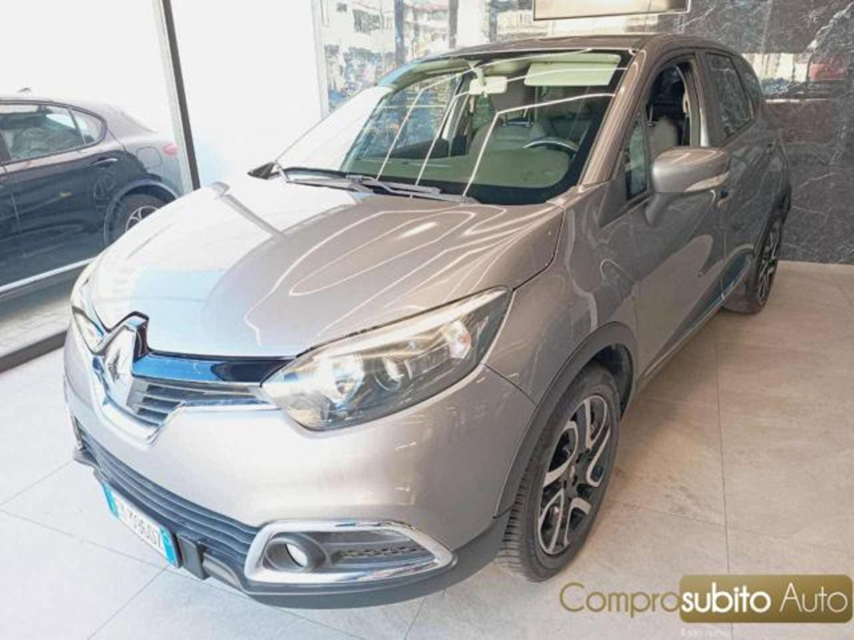 Renault Captur 1.5 dCi 8V 110 CV Start&Stop Iconic (2)