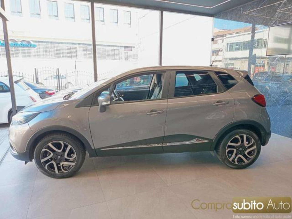 Renault Captur 1.5 dCi 8V 110 CV Start&Stop Iconic (5)