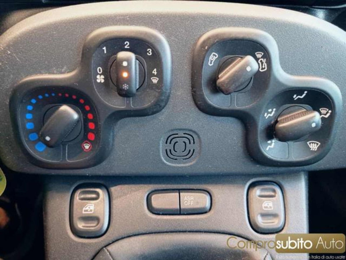 Fiat Panda 0.9 TwinAir Turbo Natural Power Lounge (18)