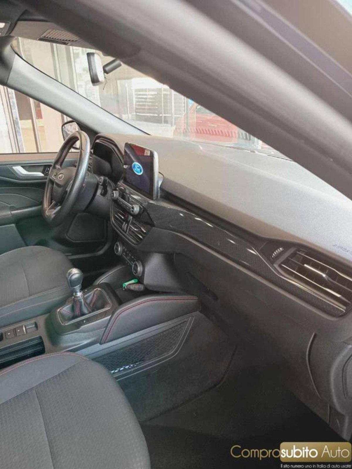 Ford Kuga 1.5 EcoBlue 120 CV 2WD Titanium (14)