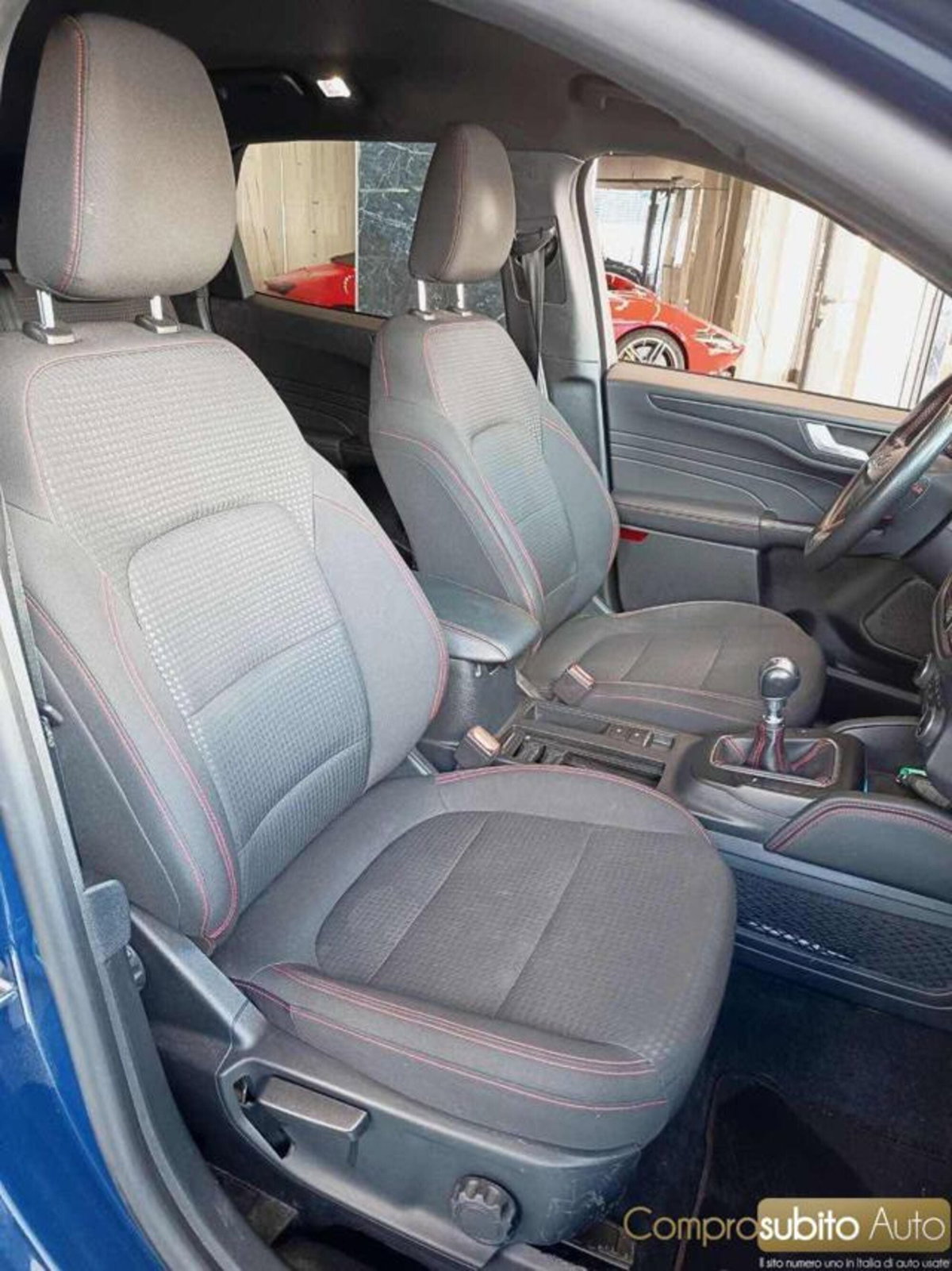 Ford Kuga 1.5 EcoBlue 120 CV 2WD Titanium (9)