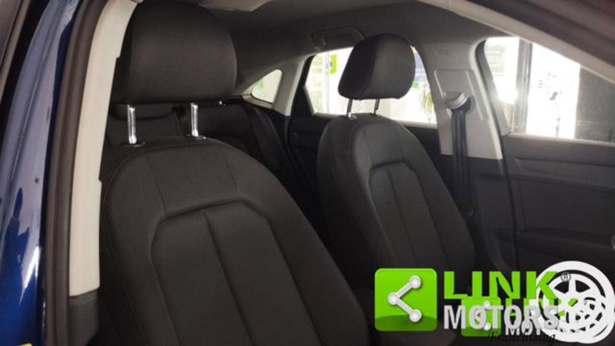 Audi Q3 Sportback 35 2.0 tdi Identity Black s-tronic (17)
