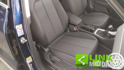 Audi Q3 Sportback 35 2.0 tdi Identity Black s-tronic (18)