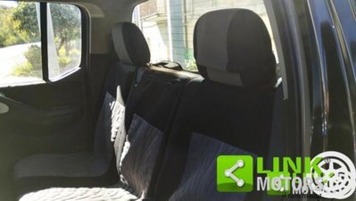 Nissan Navara 2.5 dCi 190CV 4 porte Double Cab LE Platinum (8)