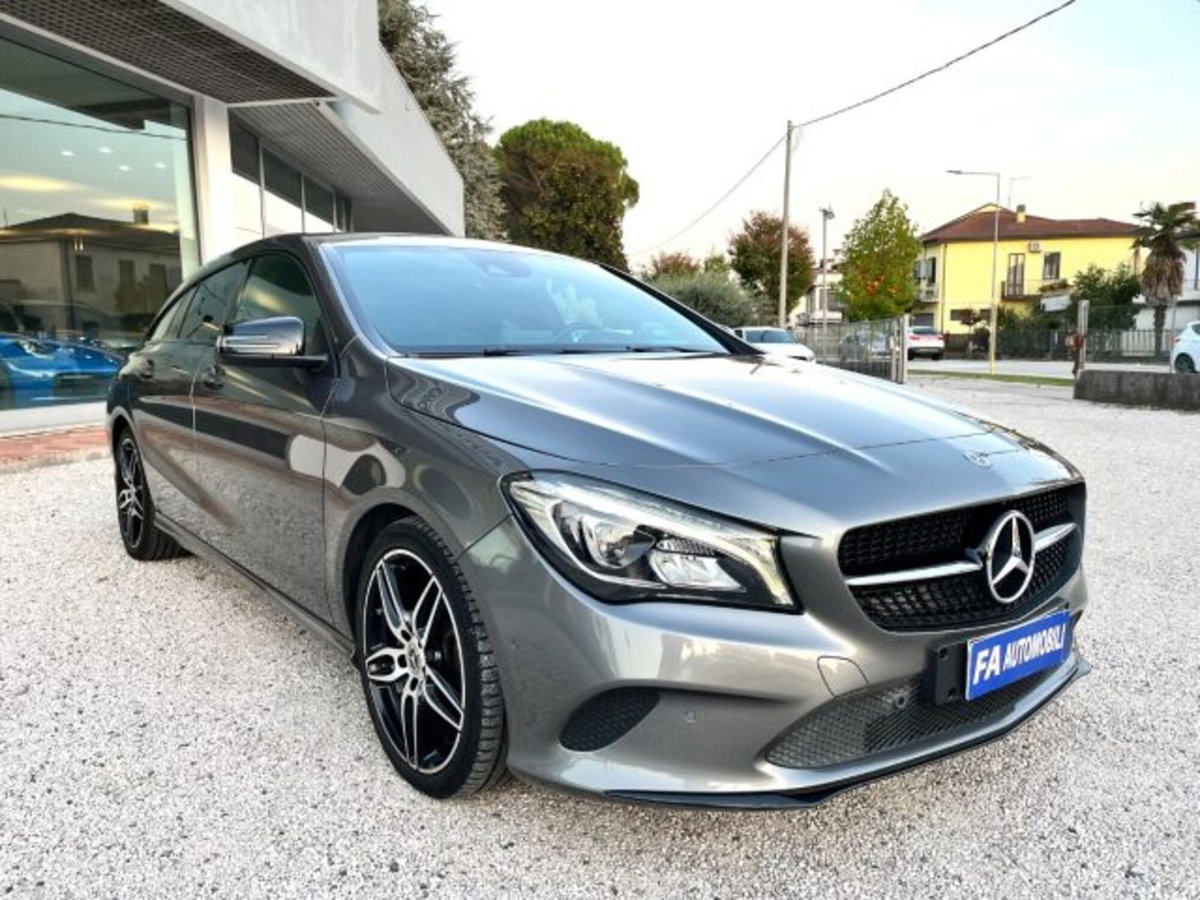 Mercedes-Benz CLA Shooting Brake 200 d Automatic 4Matic Shooting Brake Sport (4)