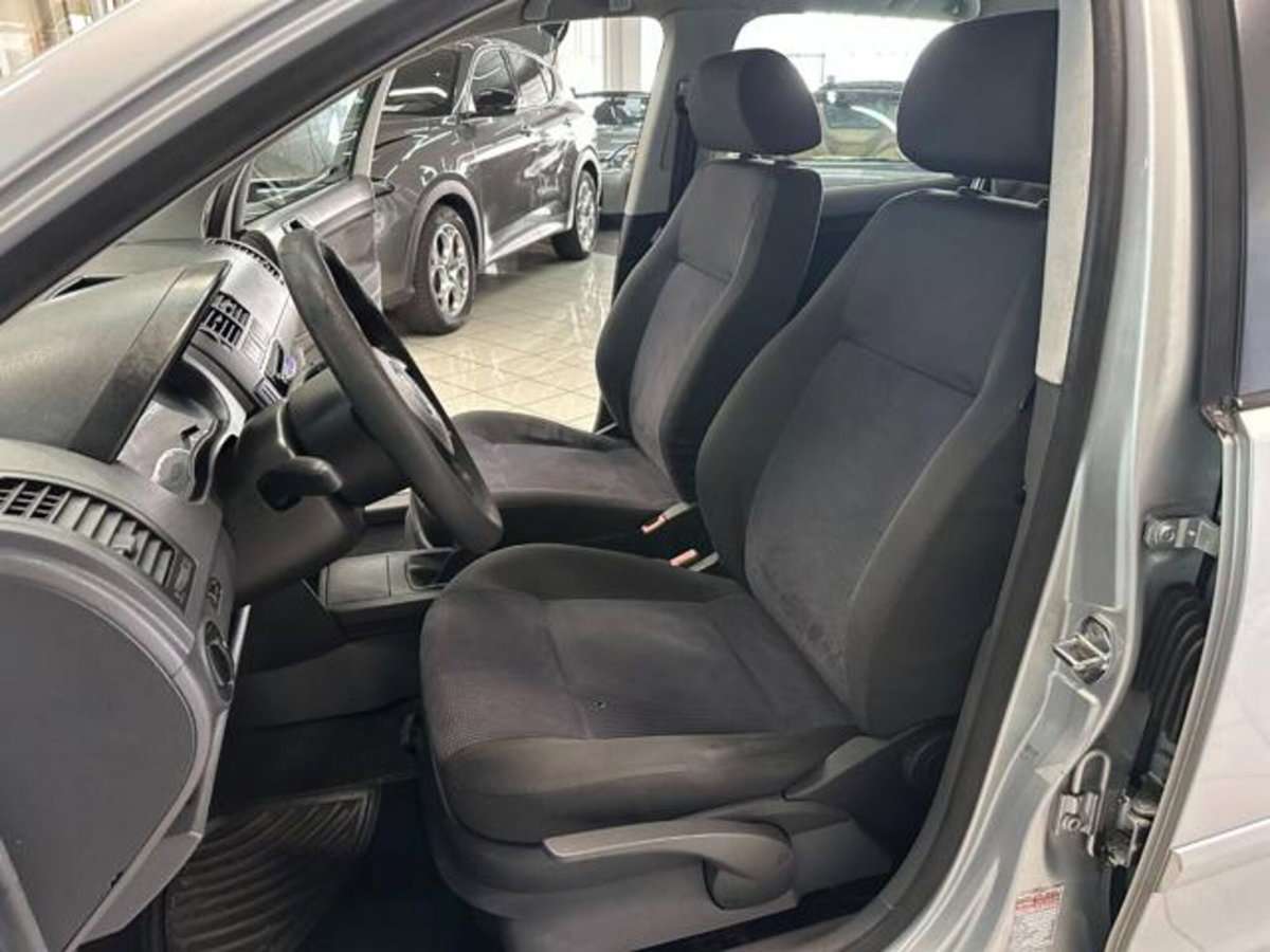 Volkswagen Polo 1.4 16V 5p. Trendline (9)