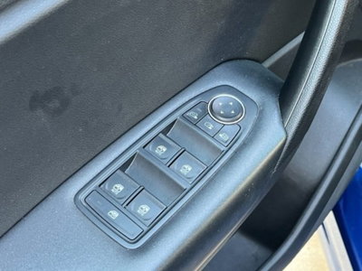 Renault Captur TCe 100 CV GPL FAP Zen (12)