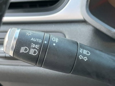 Renault Captur TCe 100 CV GPL FAP Zen (16)