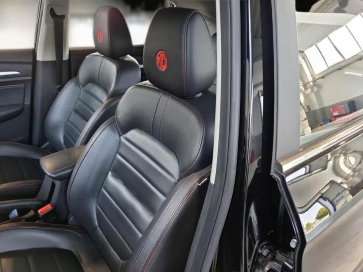 Mg ZS ZS 1.0 Luxury (9)