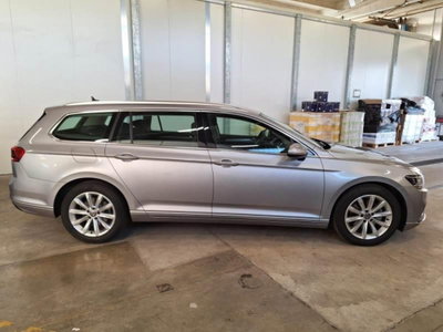 Volkswagen Passat 2.0 tdi scr Business 150cv dsg (9)