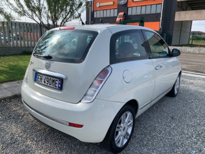Lancia Ypsilon 1.2 69 CV Platinum (5)