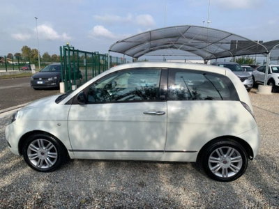 Lancia Ypsilon 1.2 69 CV Platinum (8)