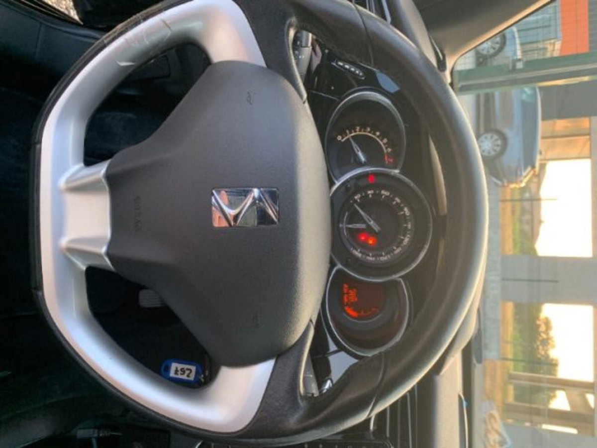 Ds DS 3 Coupé DS 3 1.4 VTi 95 GPL airdream Chic (12)