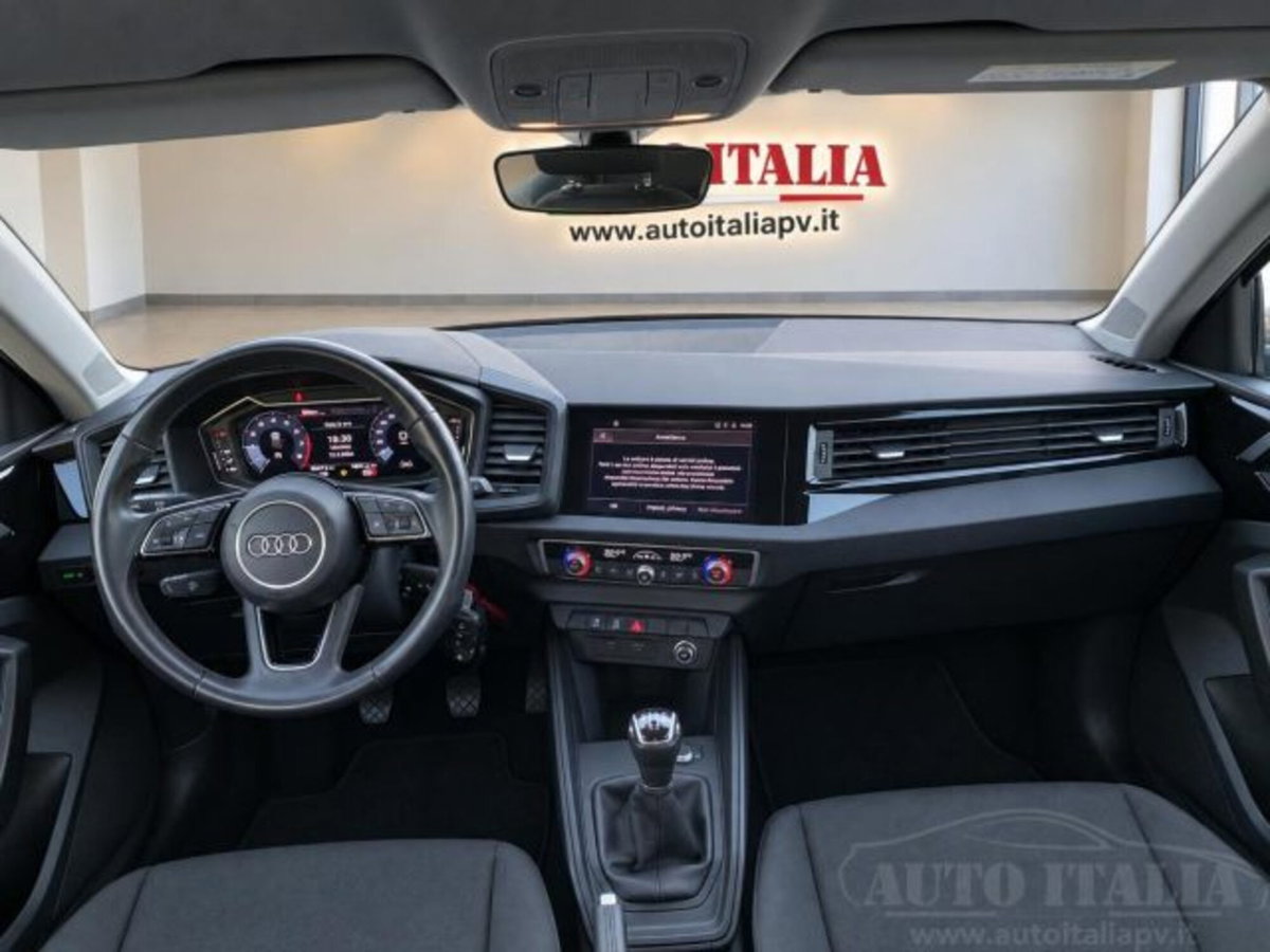 Audi A1 Sportback 25 TFSI Identity Black (10)