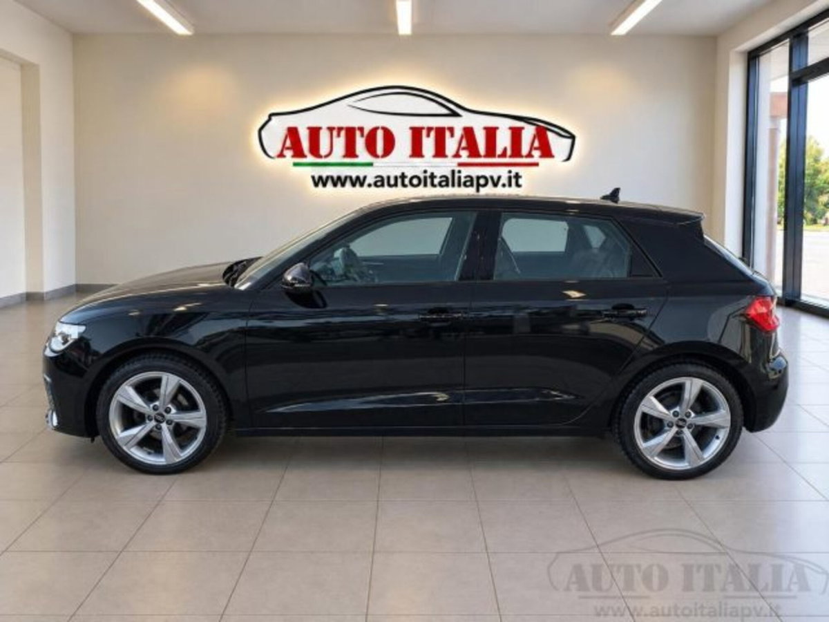 Audi A1 Sportback 25 TFSI Identity Black (2)
