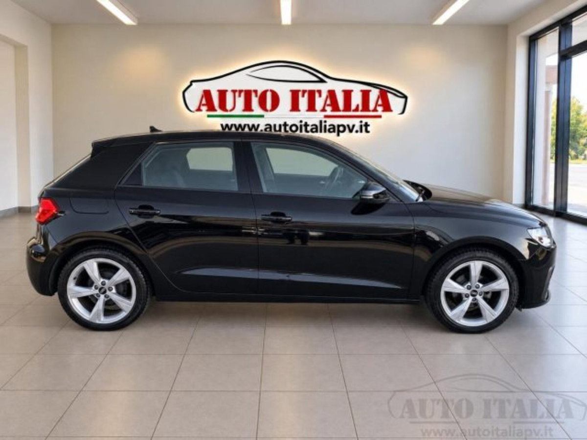 Audi A1 Sportback 25 TFSI Identity Black (6)