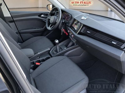 Audi A1 Sportback 25 TFSI Identity Black (9)
