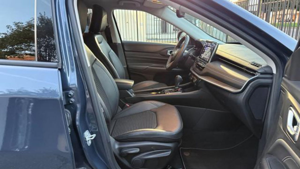 Jeep Compass 1.3 T4 190CV PHEV AT6 4xe Limited (18)