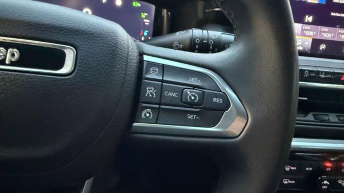 Jeep Compass 1.3 T4 190CV PHEV AT6 4xe Limited (7)