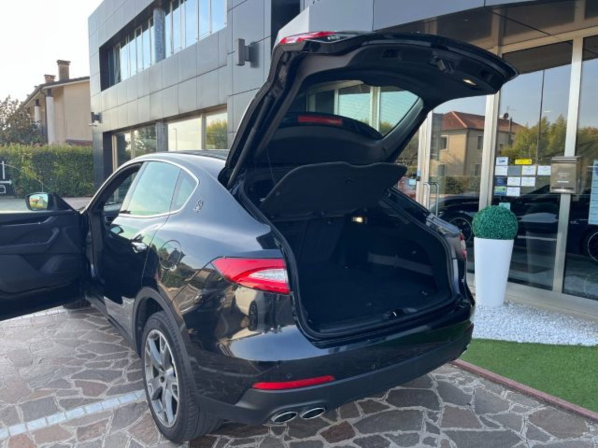 Maserati Levante Levante V6 Diesel AWD (10)