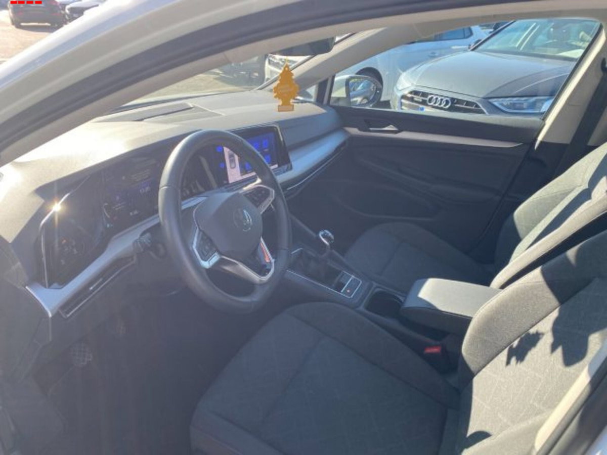 Volkswagen Golf 2.0 TDI SCR Life (8)