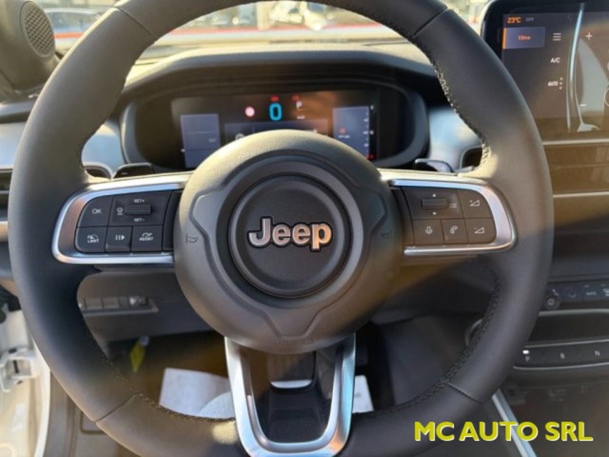 Jeep Avenger 1.2 turbo e-hybrid mhev Summit fwd 110cv edct6 (13)