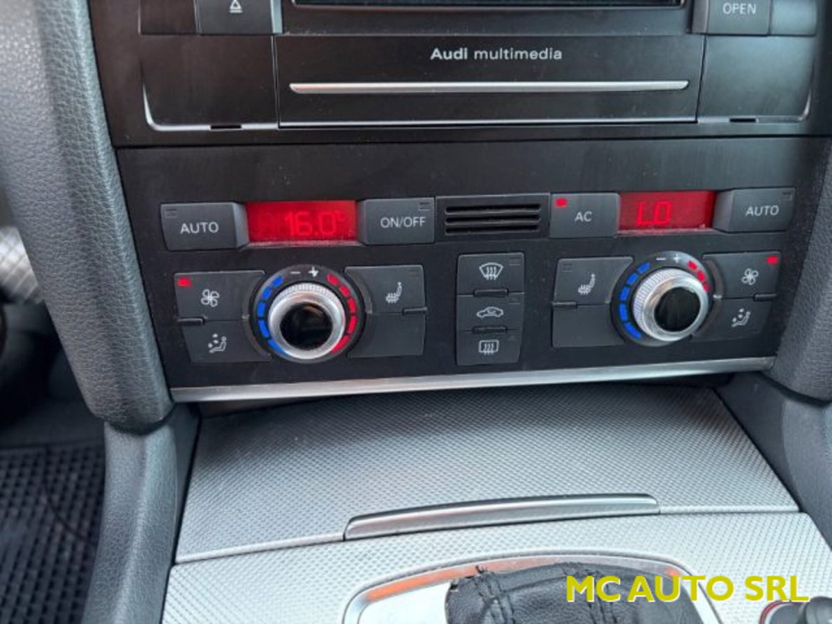 Audi Q7 3.0 V6 TDI 240 CV quattro tiptronic Advanced Plus (11)