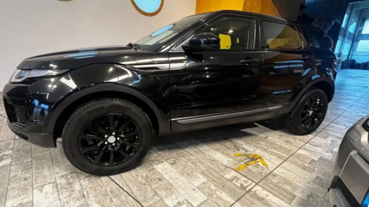 Land Rover Range Rover Evoque 2.0 TD4 150 CV 5p. SE (3)