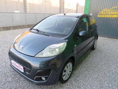 Peugeot 107 68CV 5p. Active usata