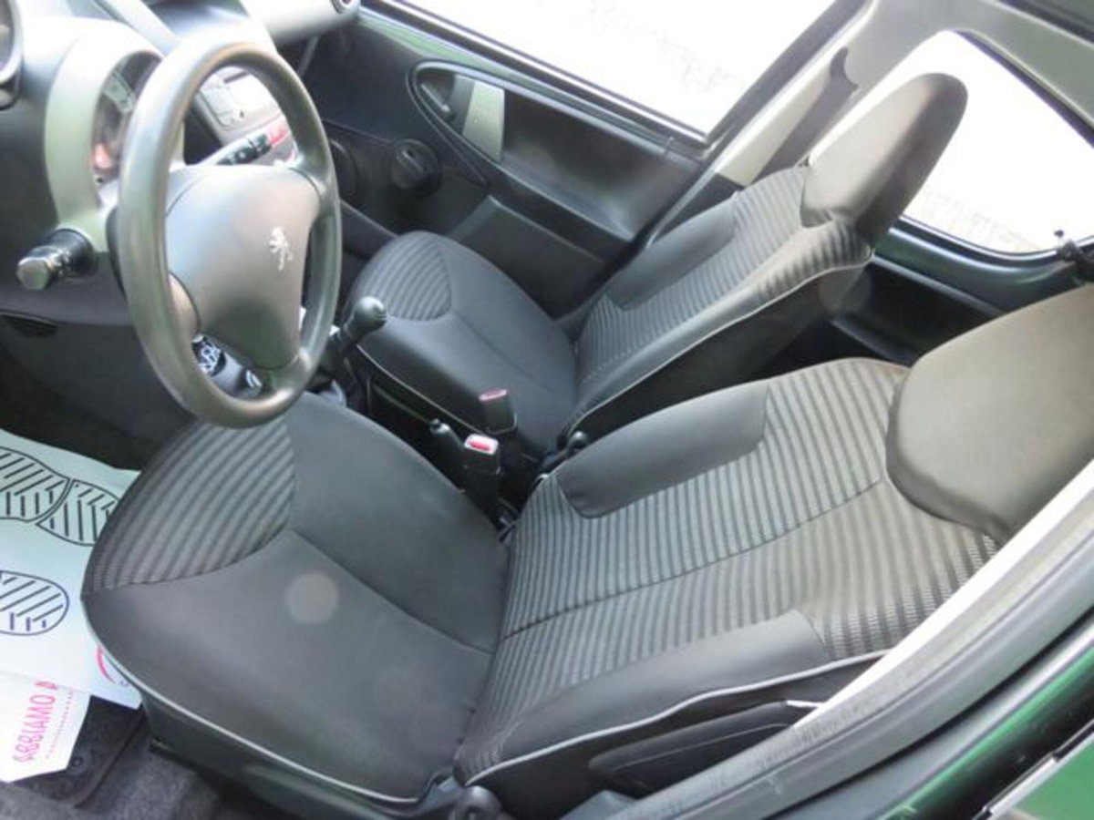 Peugeot 107 68CV 5p. Active (10)