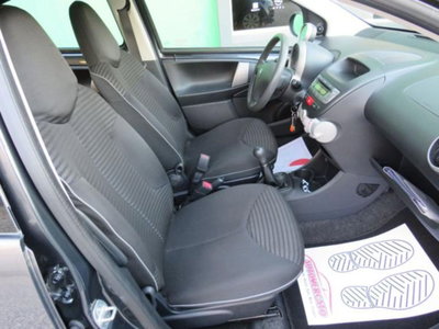 Peugeot 107 68CV 5p. Active (18)