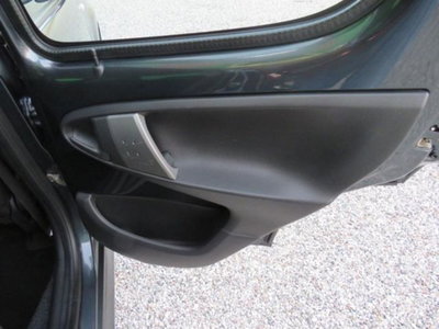 Peugeot 107 68CV 5p. Active (19)