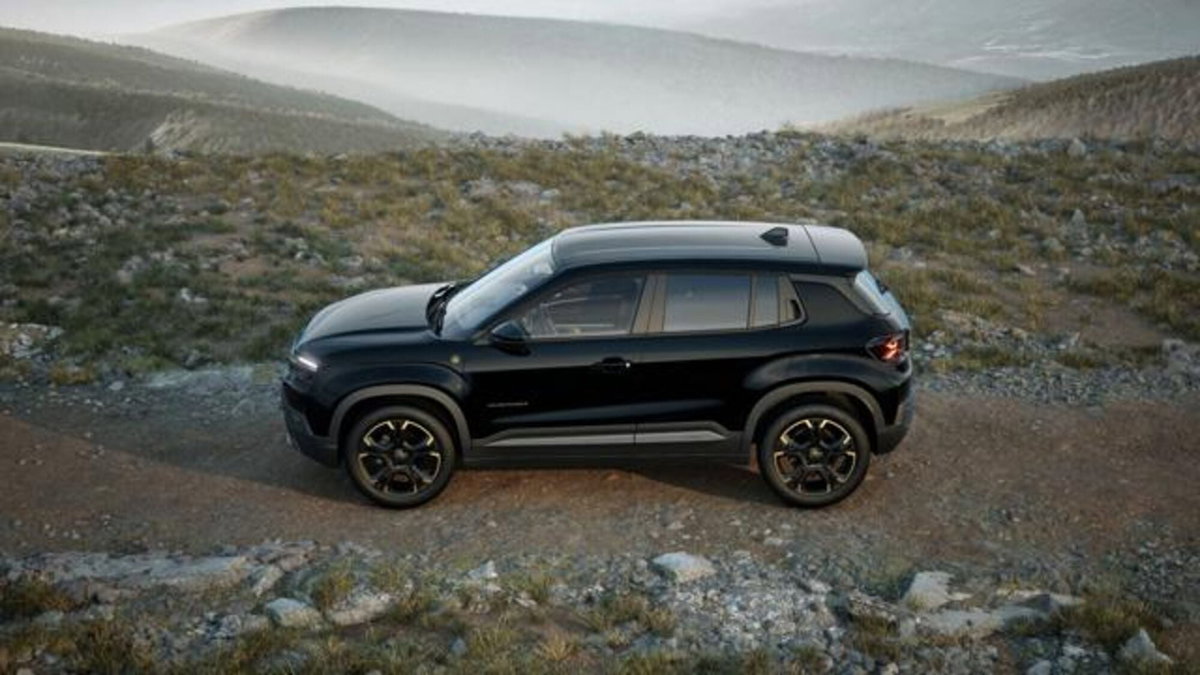 Jeep Avenger 1.2 turbo e-hybrid mhev 85th Anniversary fwd 110cv edct6 (4)