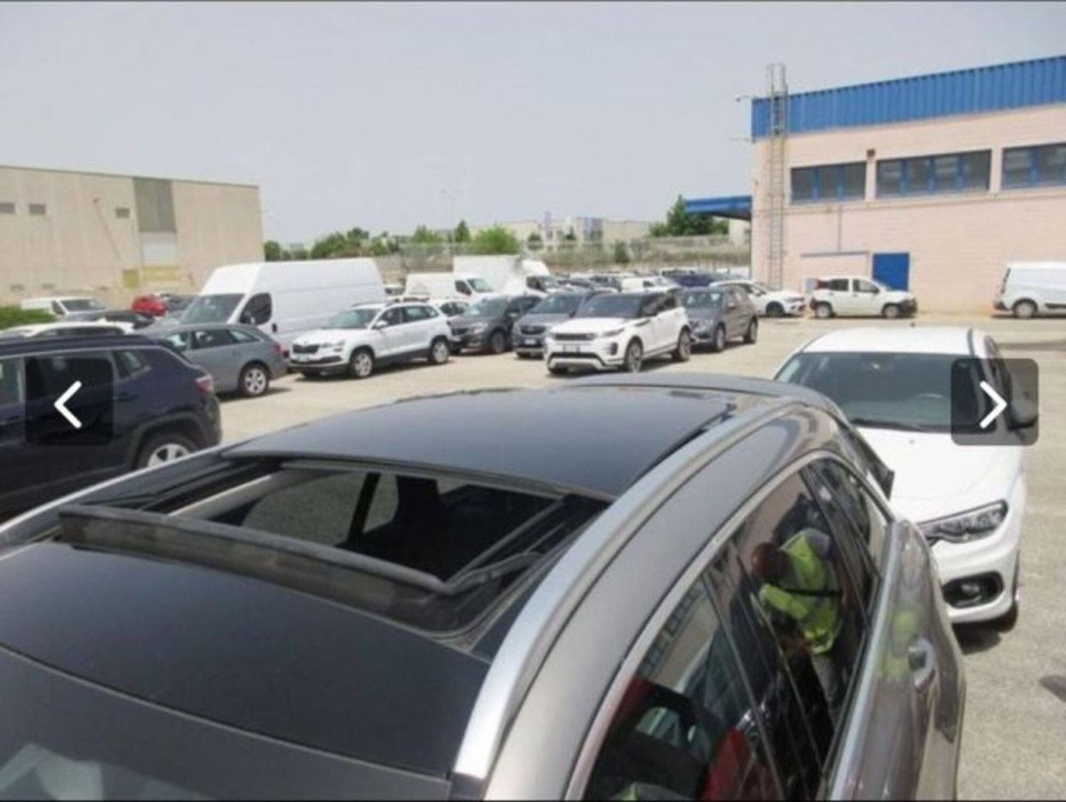 Mercedes-Benz GLC SUV 300 d 4Matic Premium Plus (7)
