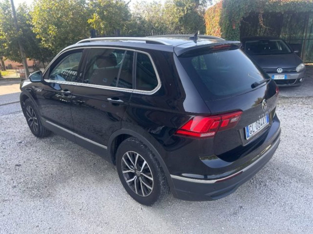 Volkswagen Tiguan 2.0 TDI 150 CV SCR DSG 4MOTION Life (4)
