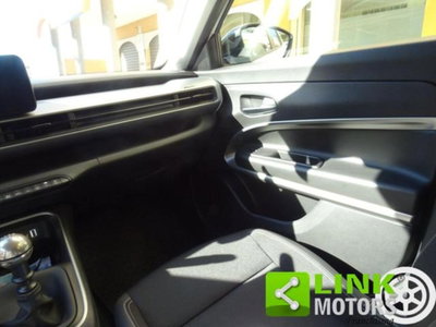 Jeep Avenger 1.2 turbo Summit fwd 100cv (10)
