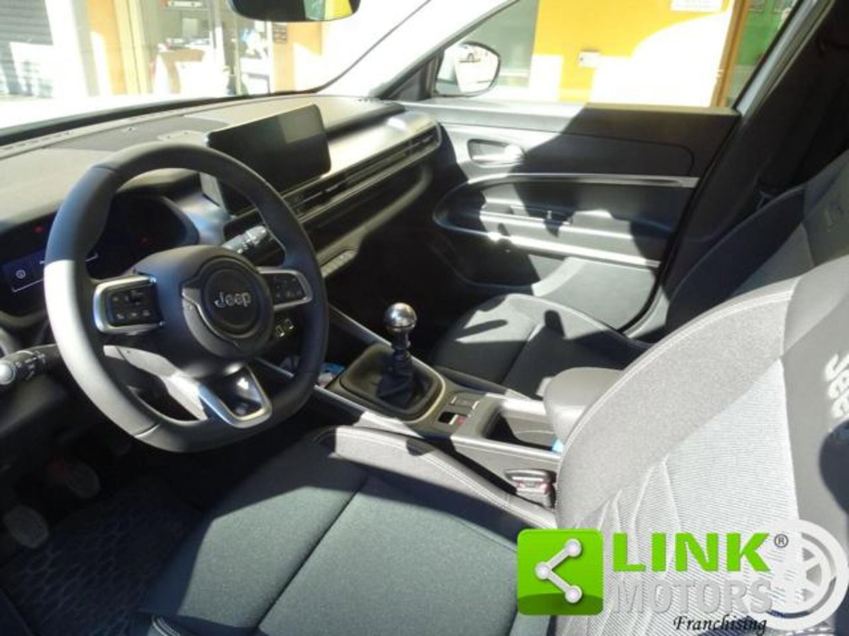 Jeep Avenger 1.2 turbo Summit fwd 100cv (7)